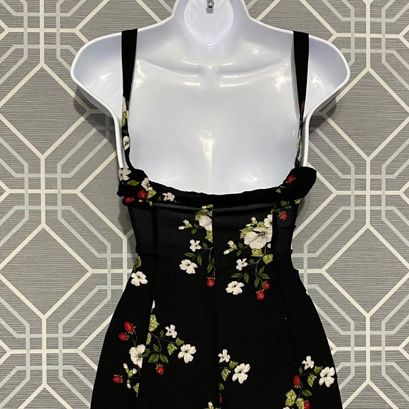 Forever 21 Floral Romper - Picture 4 of 6